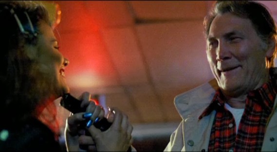 alone_it_dark1982_15