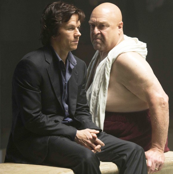 THE GAMBLER - 2014 FILM STILL -Left to right: Mark Wahlberg is Jim Bennett and John Goodman is Frank - Photo Credit: Claire Folger © 2014 Paramount Pictures. All Rights Reserved.