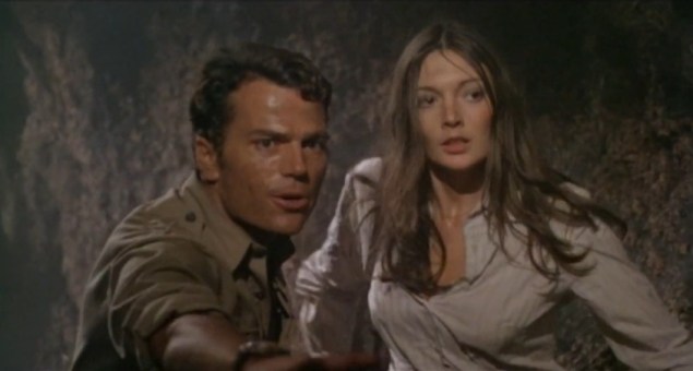 patrick-wayne-sarah-douglas